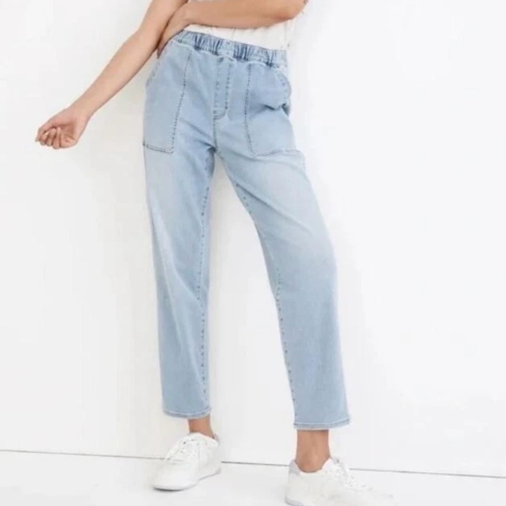 Madewell Light Blue Elastic-Waist Cropped Jeans